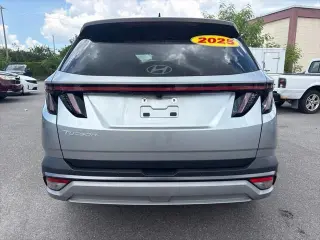 Hyundai TUCSON 2025 Limited 4p SUV