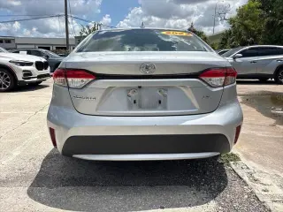 Toyota Corolla 2022 LE Sedán 4p.