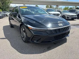Hyundai ELANTRA Hybrid 2025 SEL Sport 4p Sedan
