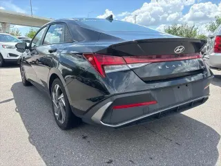 Hyundai ELANTRA Hybrid 2025 SEL Sport 4p Sedan
