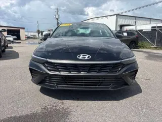 Hyundai ELANTRA Hybrid 2025 SEL Sport 4p Sedan