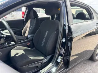 Hyundai ELANTRA Hybrid 2025 SEL Sport 4p Sedan