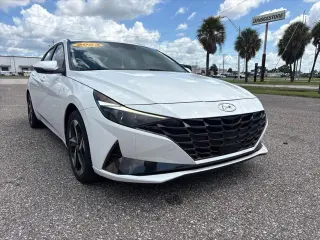 Hyundai ELANTRA Hybrid 2023 Limited 4p Sedan