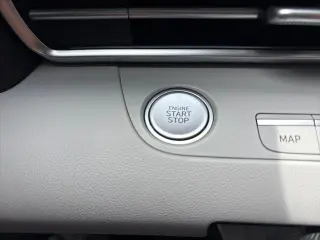 Hyundai ELANTRA Hybrid 2023 Limited 4p Sedan