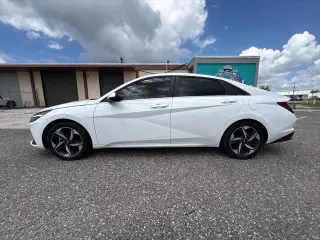 Hyundai ELANTRA Hybrid 2023 Limited 4p Sedan