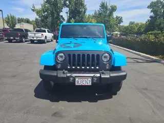 Jeep Wrangler Unlimited 2017 4x4 Freedom 4 puertas SUV