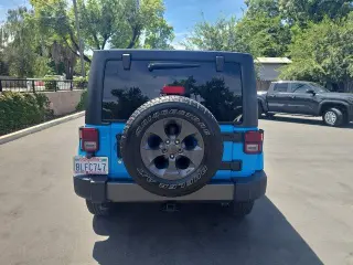 Jeep Wrangler Unlimited 2017 4x4 Freedom 4 puertas SUV