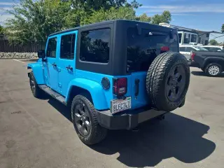 Jeep Wrangler Unlimited 2017 4x4 Freedom 4 puertas SUV