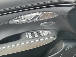 Genesis GV70 2023 AWD 2.5T Standard 4p SUV