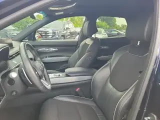 Genesis GV70 2023 AWD 2.5T Standard 4p SUV