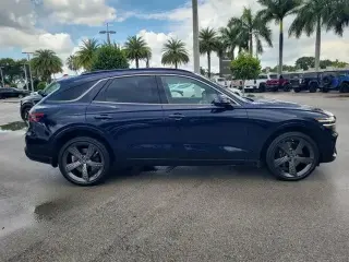Genesis GV70 2023 AWD 2.5T Standard 4p SUV