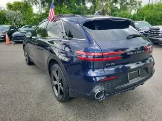 Genesis GV70 2023 AWD 2.5T Standard 4p SUV