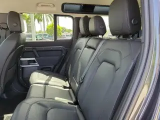 Land Rover Defender 2023 AWD 110 Edición 30 Aniversario 4p SUV