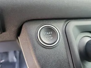 Land Rover Defender 2023 AWD 110 Edición 30 Aniversario 4p SUV