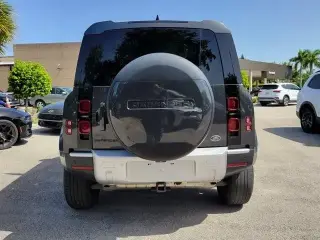 Land Rover Defender 2023 AWD 110 Edición 30 Aniversario 4p SUV