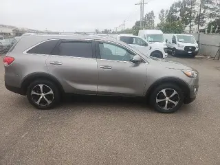 Kia Sorento 2017 EX V6 4p SUV