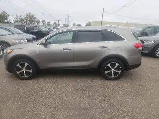 Kia Sorento 2017 EX V6 4p SUV