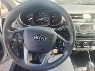 Kia Rio 5 Puertas 2016 LX 4p Wagon