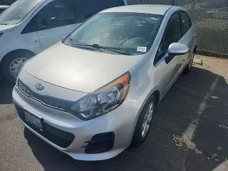 Kia Rio 5 Puertas 2016 LX 4p Wagon