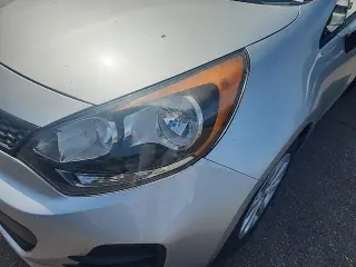 Kia Rio 5 Puertas 2016 LX 4p Wagon