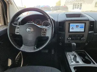 Nissan Titan 2011 4x4 SV 4 puertas Cabina Crew SWB Pickup