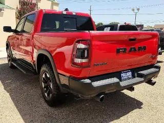 Ram 1500 2022 4x4 Rebel 4 puertas Cabina Crew 5.6 pies. Caja Pickup