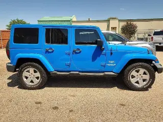 Jeep Wrangler Unlimited 2011 4x4 Sahara 4 puertas SUV