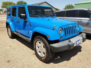 Jeep Wrangler Unlimited 2011 4x4 Sahara 4 puertas SUV