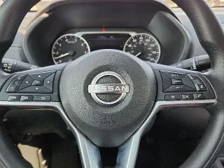 Nissan Sentra 2025 SV 4p Sedan