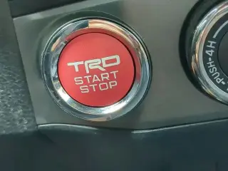 Toyota Tacoma 2021 4x4 TRD Pro 4 puertas Cabina Doble 5.0 pies SB 6M