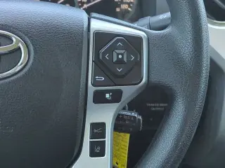 Toyota Tundra 2021 4x2 SR5 4 puertas CrewMax Cab Pickup SB