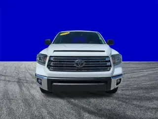 Toyota Tundra 2021 4x2 SR5 4 puertas CrewMax Cab Pickup SB