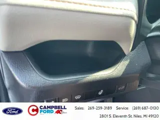 Toyota RAV4 2025 AWD XLE 4p SUV