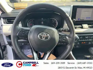 Toyota RAV4 2025 AWD XLE 4p SUV