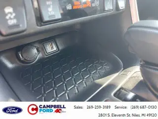 Toyota RAV4 2025 AWD XLE 4p SUV
