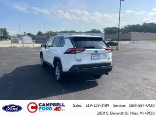 Toyota RAV4 2025 AWD XLE 4p SUV