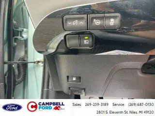 Toyota Prius 2022 LE 4 puertas hatchback