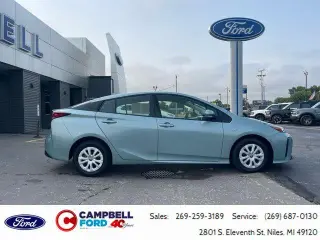 Toyota Prius 2022 LE 4 puertas hatchback