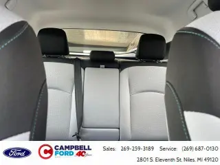 Toyota Prius 2022 LE 4 puertas hatchback