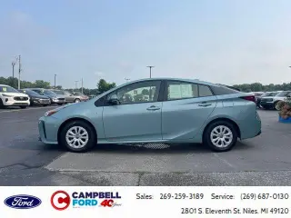 Toyota Prius 2022 LE 4 puertas hatchback