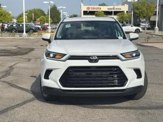 Toyota Grand Highlander 2024 AWD XLE 4 puertas SUV