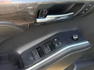 Toyota Highlander Híbrido 2022 AWD Limited 4 puertas SUV