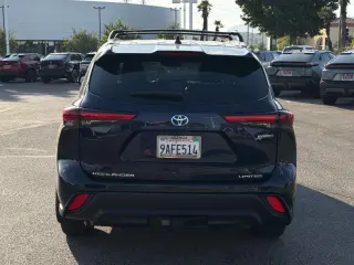 Toyota Highlander Híbrido 2022 AWD Limited 4 puertas SUV