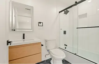 1 Bed 1 Bath Apt In Lynwood