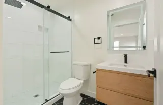 1 Bed 1 Bath Apt In Lynwood