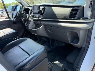 Ford Transit 2024 250 3 puertas LWB Techo Medio Furgón de Carga