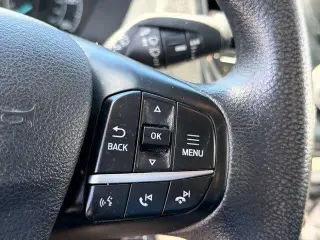 Ford Transit 2024 250 3 puertas LWB Techo Medio Furgón de Carga