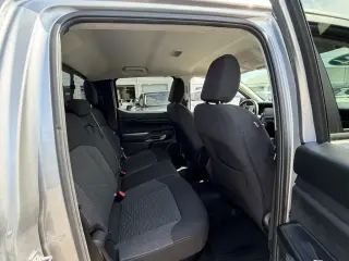 Ford Ranger 2024 4x2 XLT 4 puertas SuperCrew 5.0 pies SB