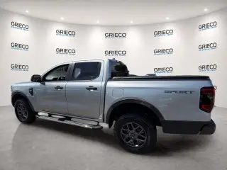 Ford Ranger 2024 4x2 XLT 4 puertas SuperCrew 5.0 pies SB