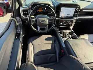 Ford F-150 2021 4x2 XL 4 puertas SuperCrew 5.5 pies. SB